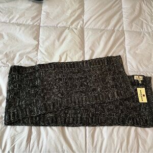 Woolrich Black and Gray Marled Cable Knit Scarf